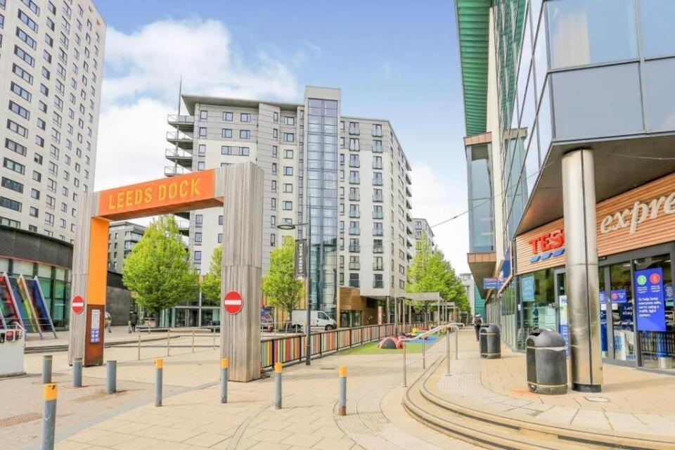 Central Leeds Dock Apt&Free Secure Parking! 外观 照片