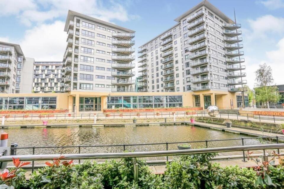 Central Leeds Dock Apt&Free Secure Parking! 外观 照片