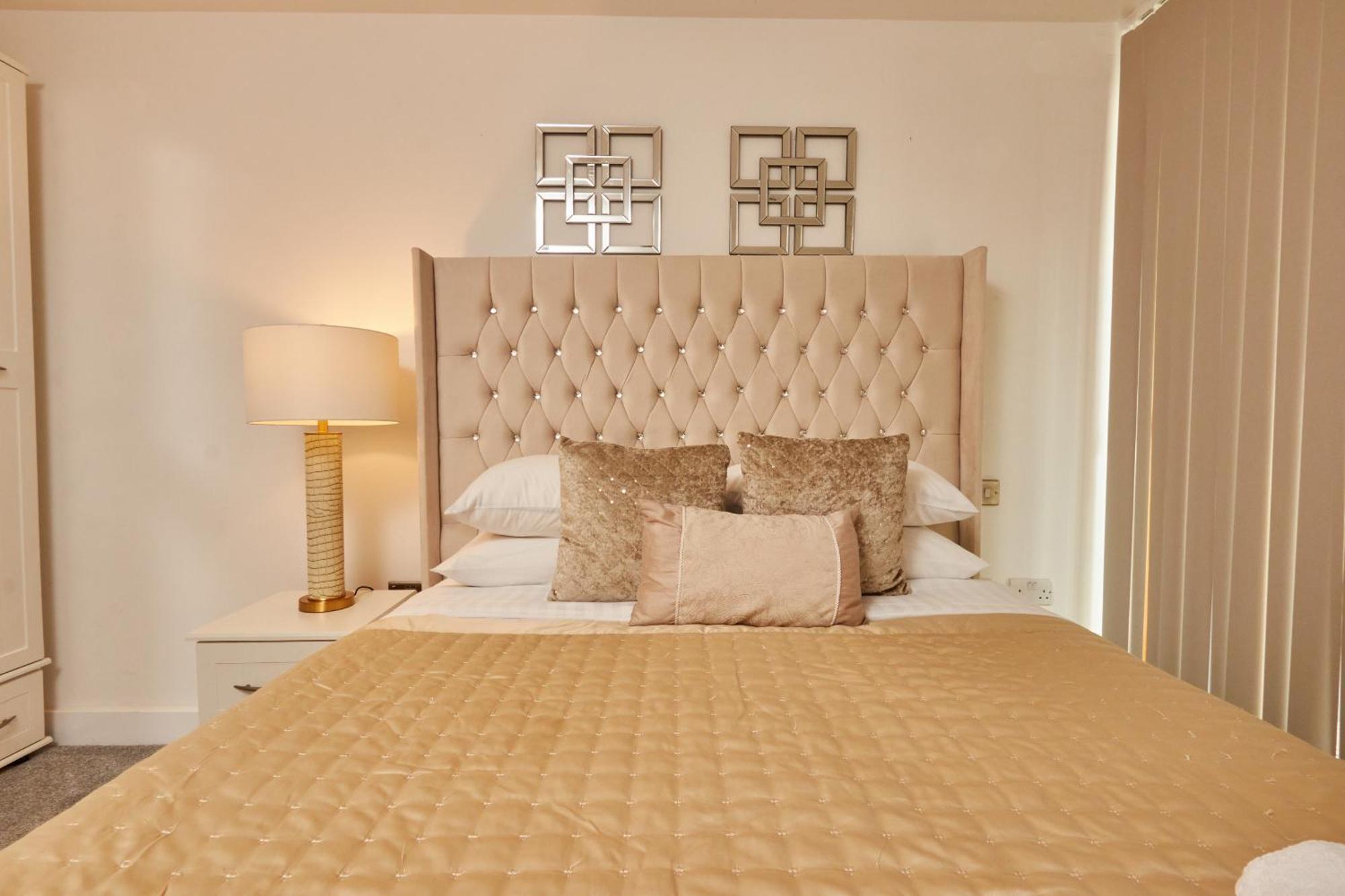 Central Leeds Dock Apt&Free Secure Parking! 外观 照片