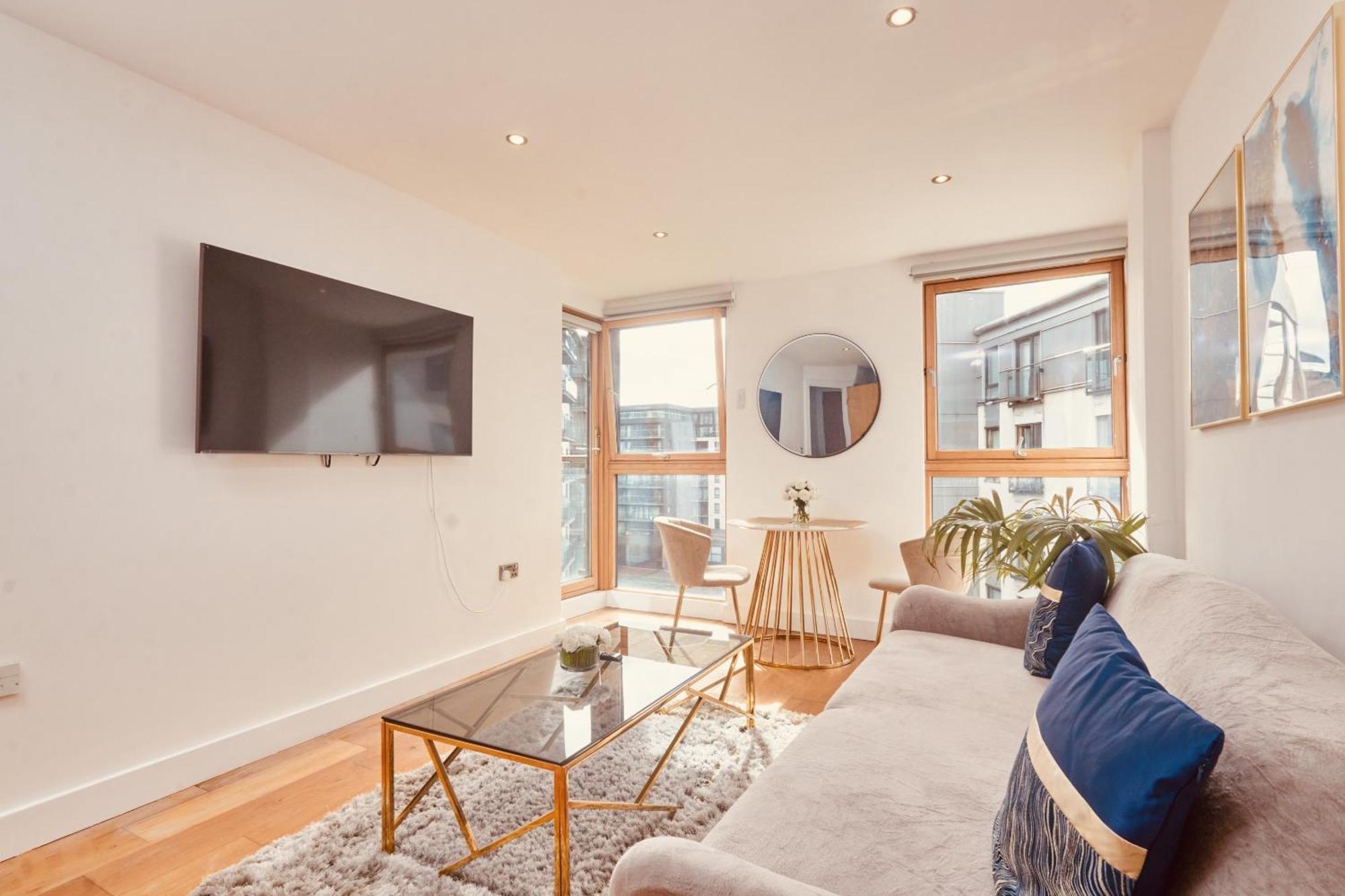 Central Leeds Dock Apt&Free Secure Parking! 外观 照片